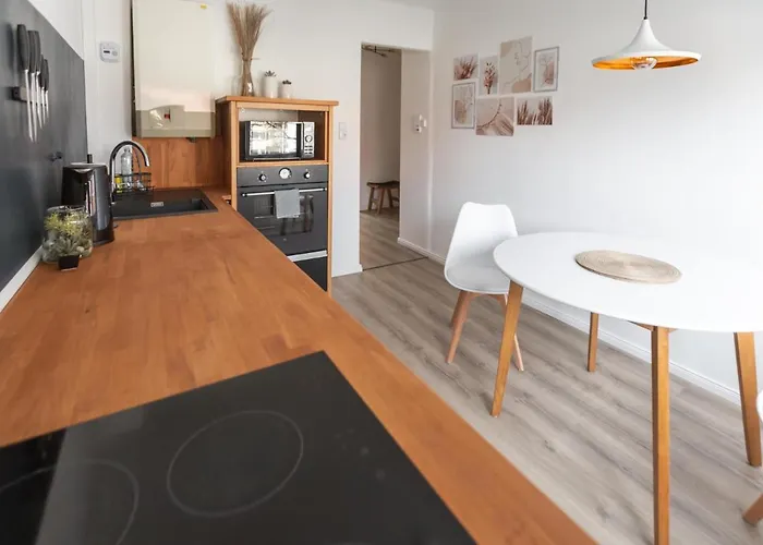 Koje Zwei I Apartment In Stadtmitte Mit Parkplatz